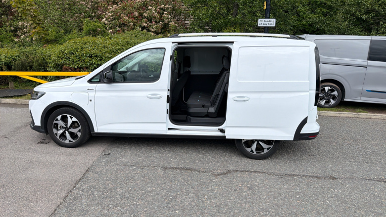 Ford Transit Connect 250 L2 Petrol 1.5 EcoBoost PHEV 150 Active FlexCab Van Auto
